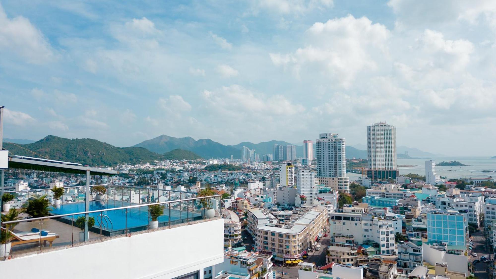 岘港槟榔酒店 芽庄 外观 照片
